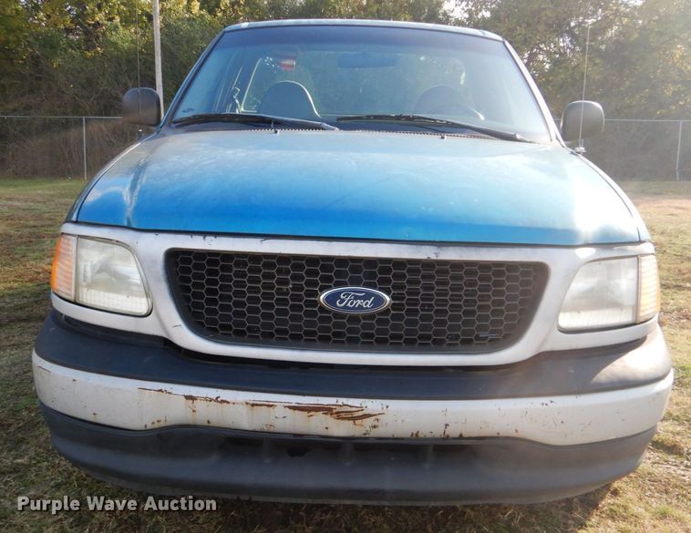 image for item FF9084 1999 Ford F150 pickup truck