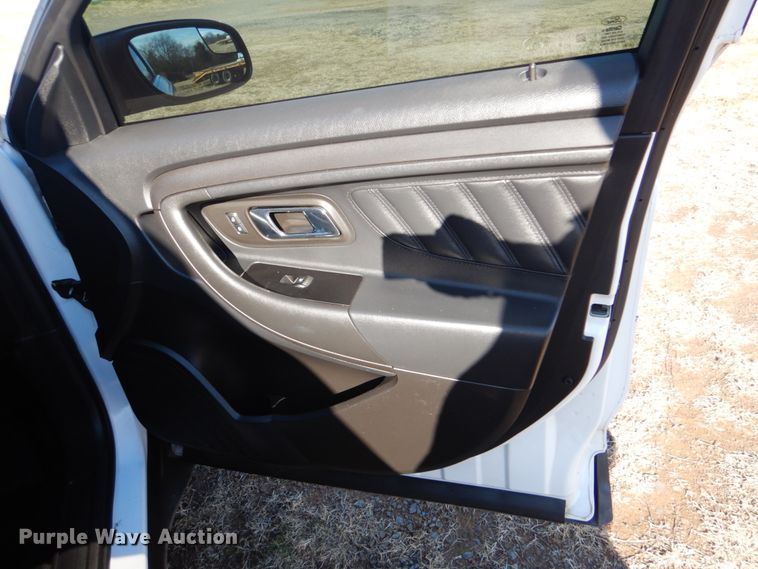 image for item FF9153 2013 Ford Taurus Police