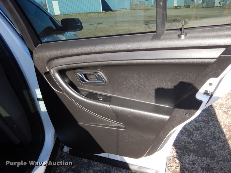 image for item FF9153 2013 Ford Taurus Police