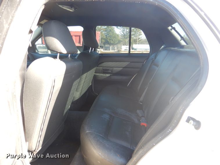 image for item FF9154 2007 Ford Crown Victoria Police Interceptor