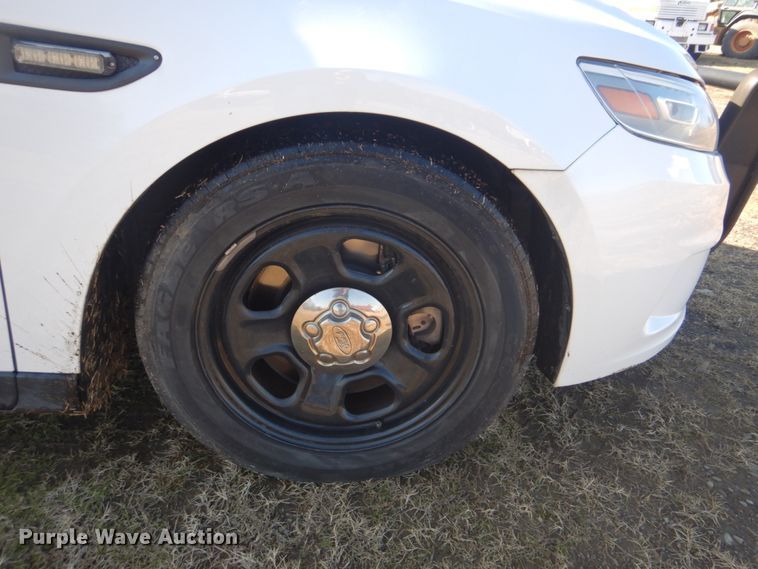 image for item FF9155 2013 Ford Taurus Police