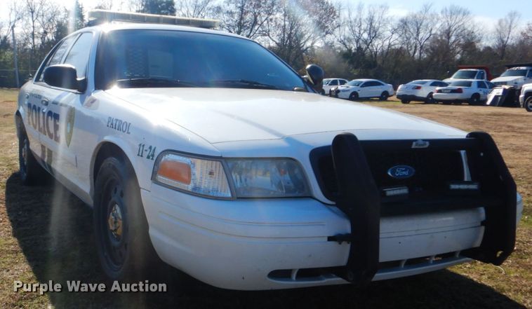 image for item FF9156 2011 Ford Crown Victoria Police Interceptor