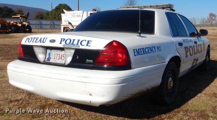 image for item FF9156 2011 Ford Crown Victoria Police Interceptor
