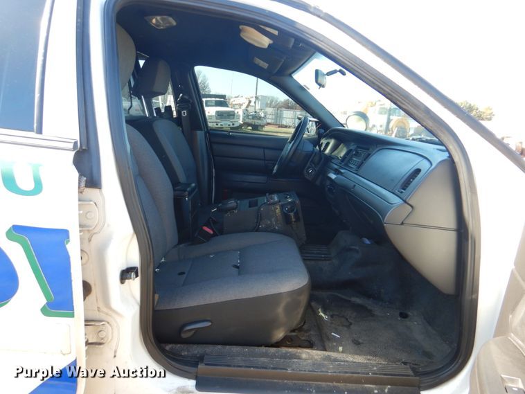 image for item FF9156 2011 Ford Crown Victoria Police Interceptor