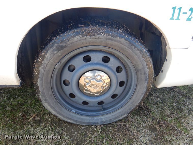 image for item FF9156 2011 Ford Crown Victoria Police Interceptor