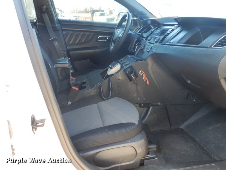 image for item FF9157 2013 Ford Taurus Police