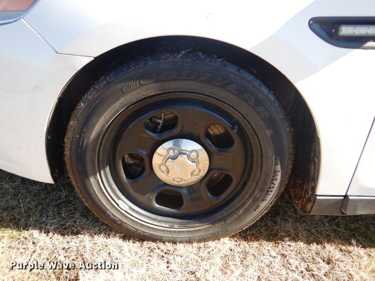 image for item FF9157 2013 Ford Taurus Police