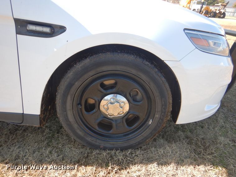 image for item FF9157 2013 Ford Taurus Police
