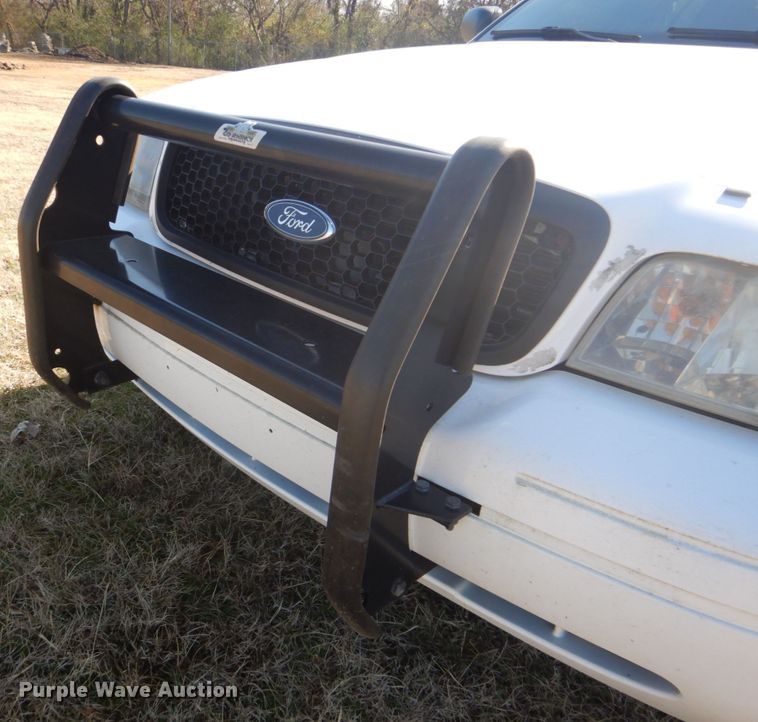 image for item FF9158 2007 Ford Crown Victoria Police Interceptor