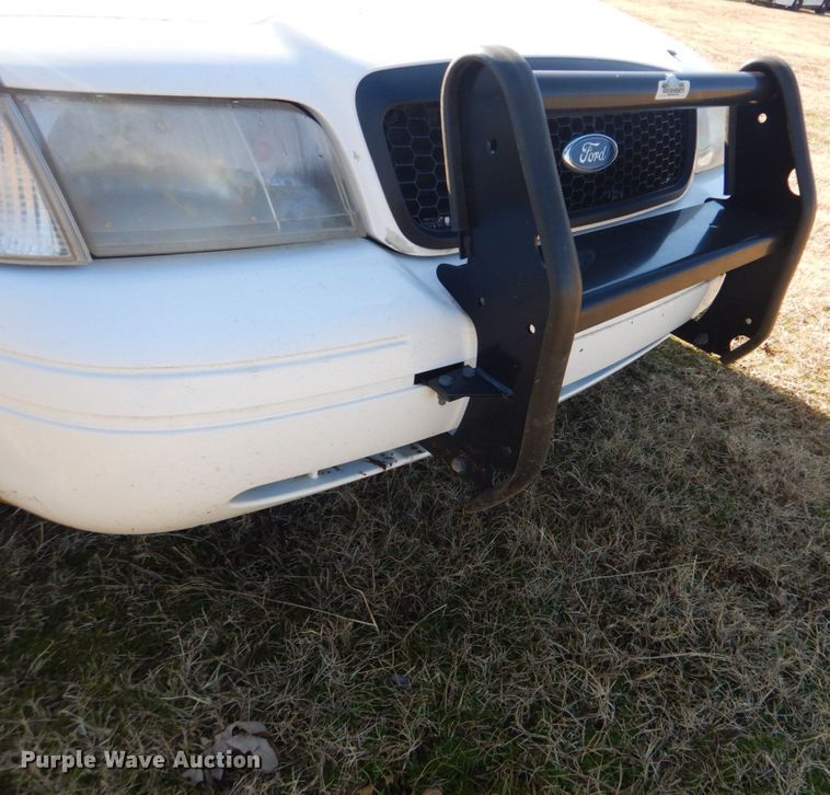 image for item FF9158 2007 Ford Crown Victoria Police Interceptor