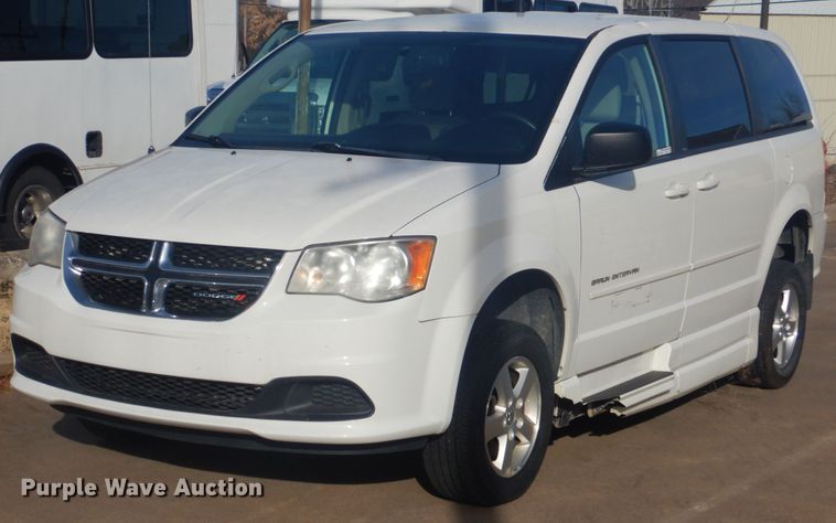 image for item FF9171 2012 Dodge Grand Caravan handicap accessible van