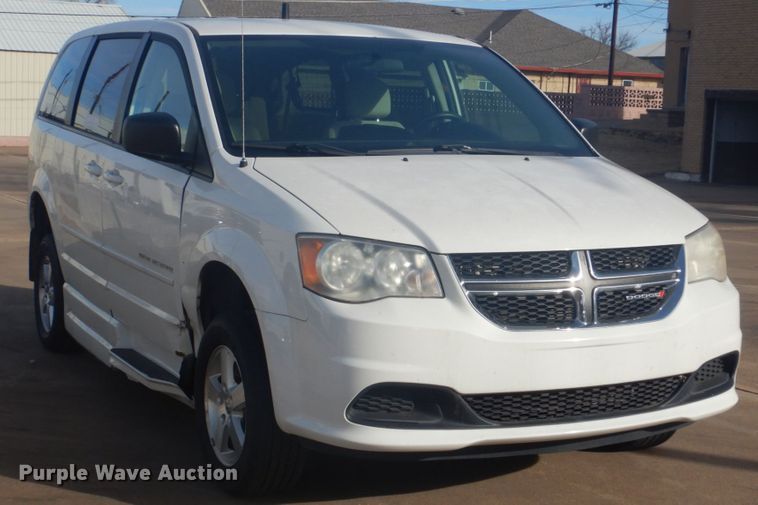 image for item FF9171 2012 Dodge Grand Caravan handicap accessible van
