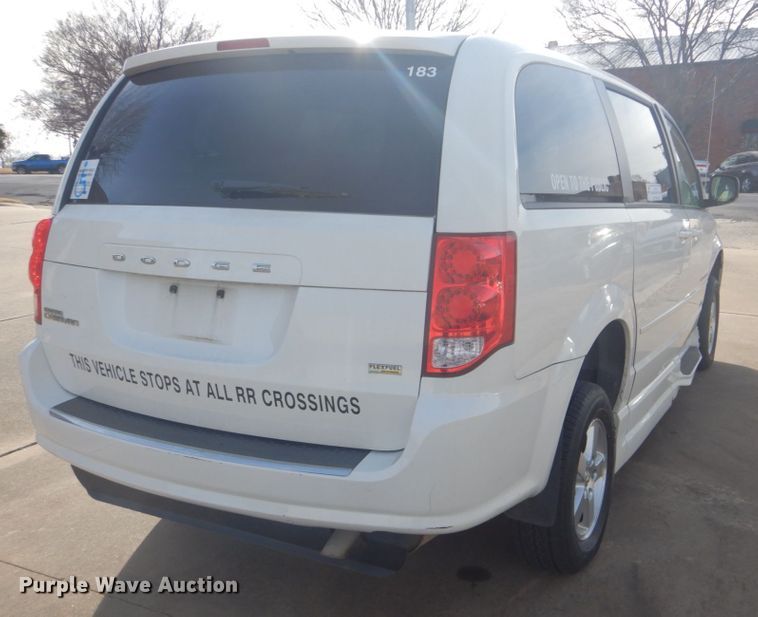 image for item FF9171 2012 Dodge Grand Caravan handicap accessible van