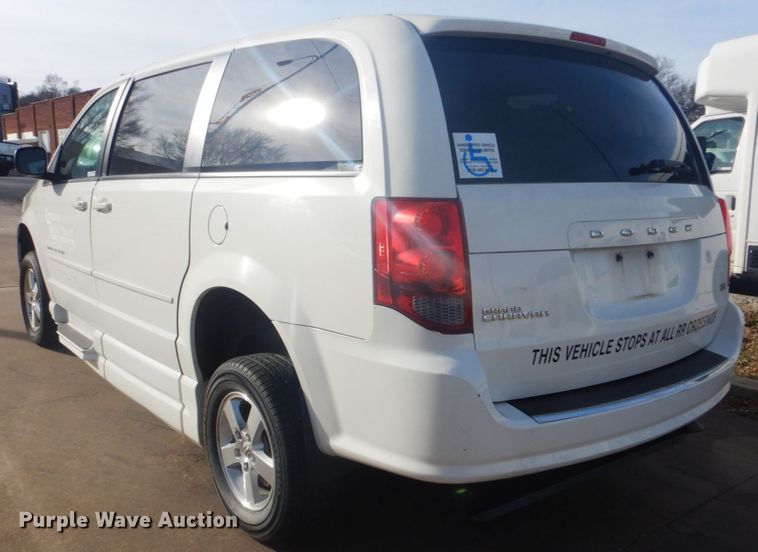image for item FF9171 2012 Dodge Grand Caravan handicap accessible van