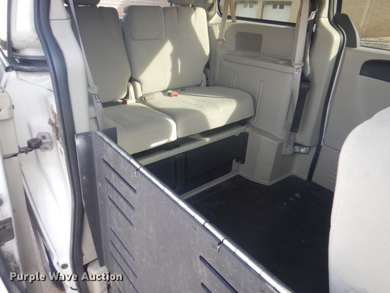 image for item FF9171 2012 Dodge Grand Caravan handicap accessible van