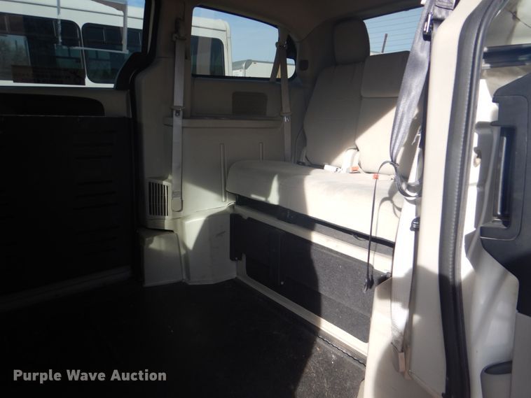 image for item FF9171 2012 Dodge Grand Caravan handicap accessible van
