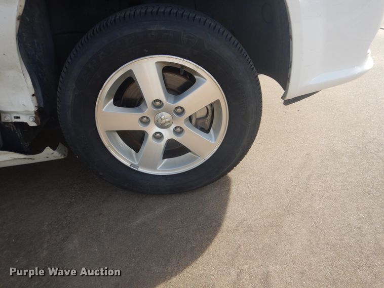 image for item FF9171 2012 Dodge Grand Caravan handicap accessible van