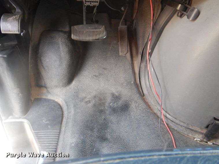 image for item FF9172 2006 Ford Econoline E450 shuttle bus