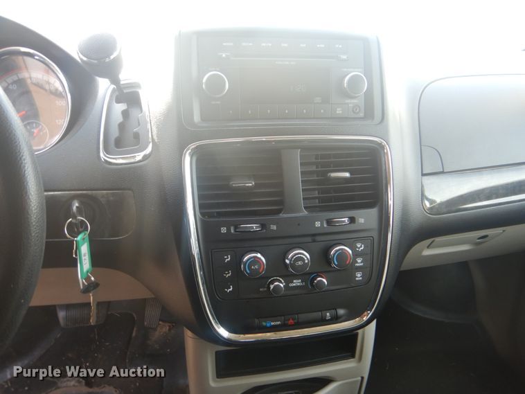 image for item FF9177 2011 Dodge Grand Caravan handicap accessible van