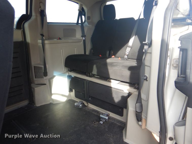 image for item FF9177 2011 Dodge Grand Caravan handicap accessible van