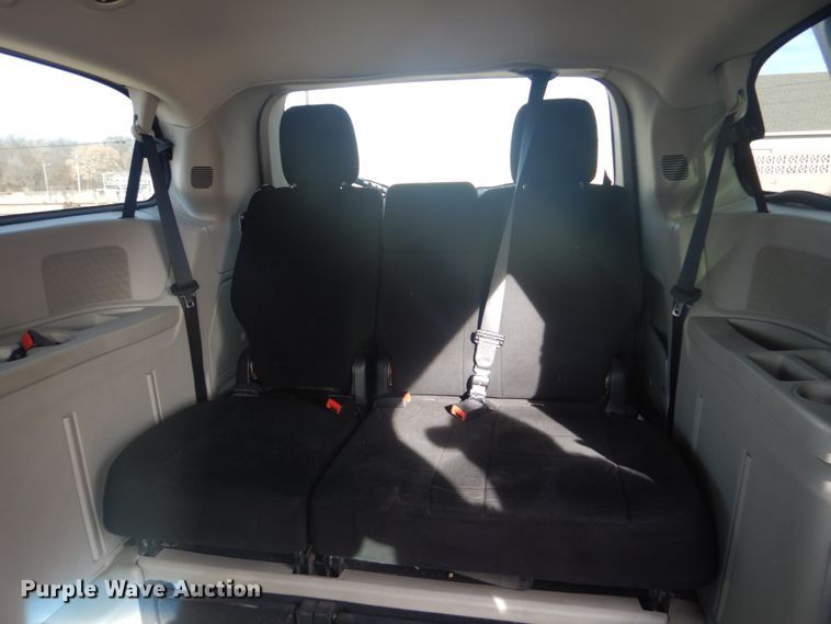 image for item FF9177 2011 Dodge Grand Caravan handicap accessible van