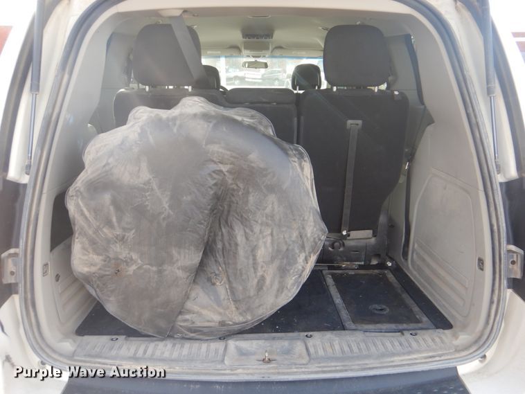 image for item FF9178 2011 Dodge Grand Caravan handicap accessible van