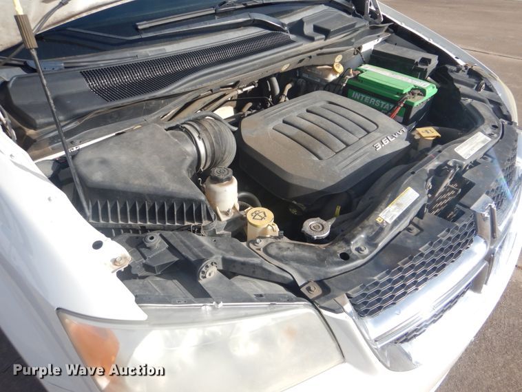 image for item FF9178 2011 Dodge Grand Caravan handicap accessible van