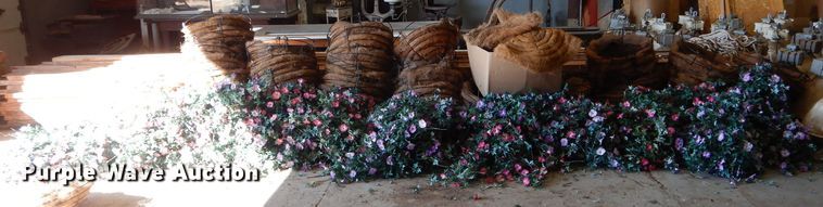 image for item FI9730 Flower baskets