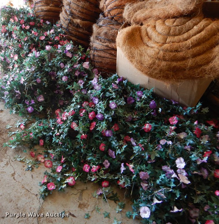 image for item FI9730 Flower baskets