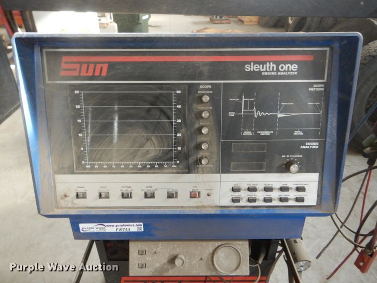 image for item FI9744 SUN SUN-101 engine analyzer