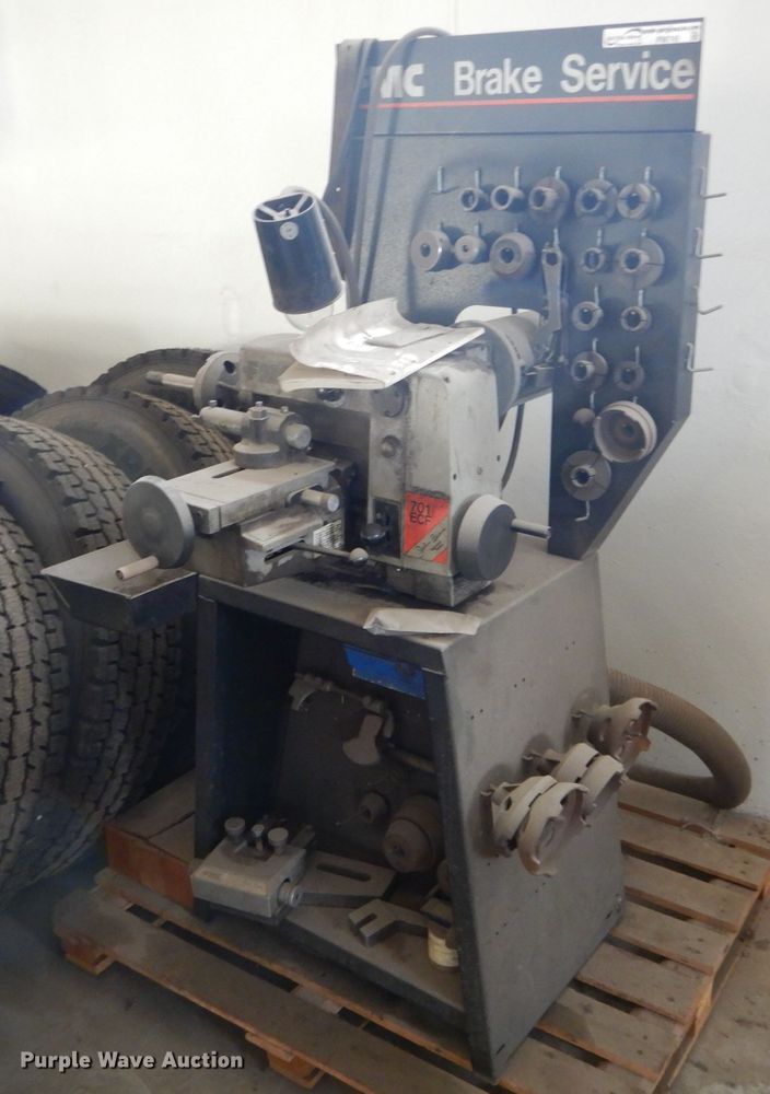 FMC 701ECF John Blue Signature series brake service machine in Waterloo ...