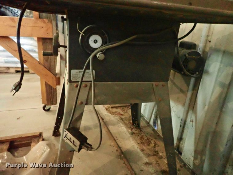 image for item FK9548 Craftsman table saw