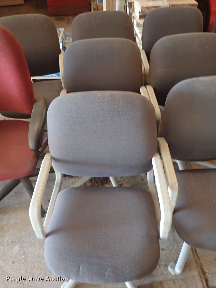 image for item FK9551 Approximately 32 chairs