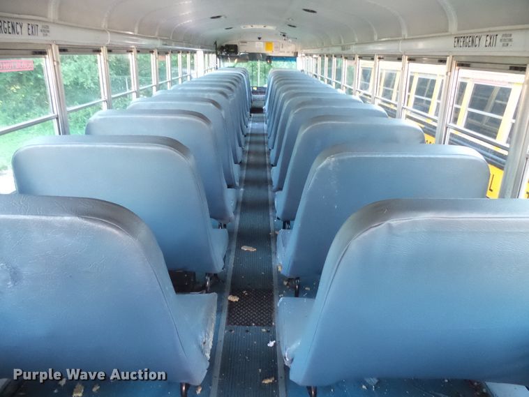 image for item FU9303 2010 Thomas Built Saf-T-Liner EF school bus