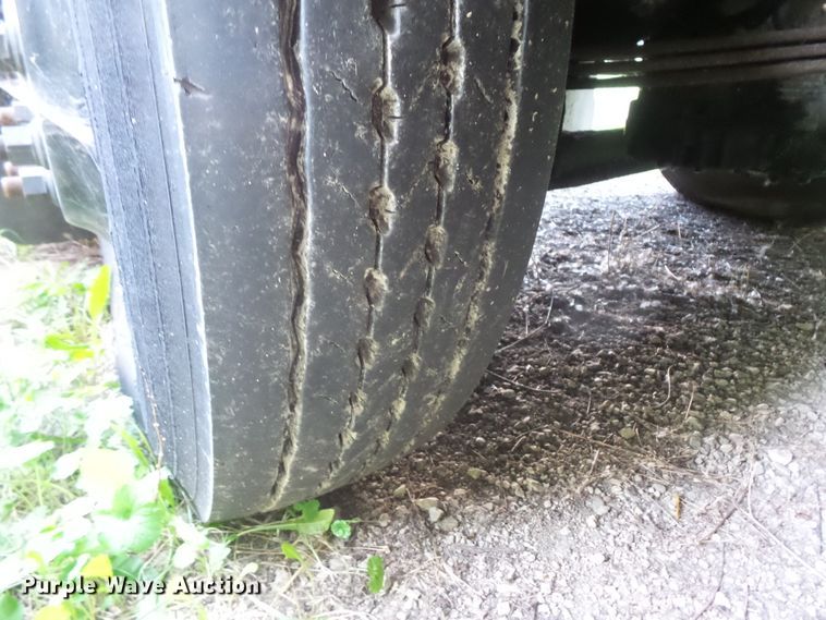 image for item FU9303 2010 Thomas Built Saf-T-Liner EF school bus