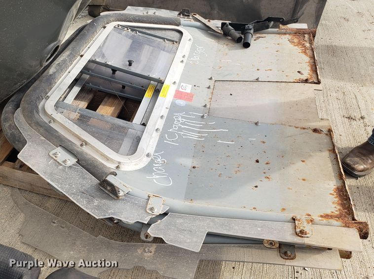 image for item FW9540 Dodge Charger police parts