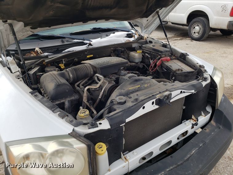 image for item FW9543 2005 Dodge Dakota Club Cab pickup truck