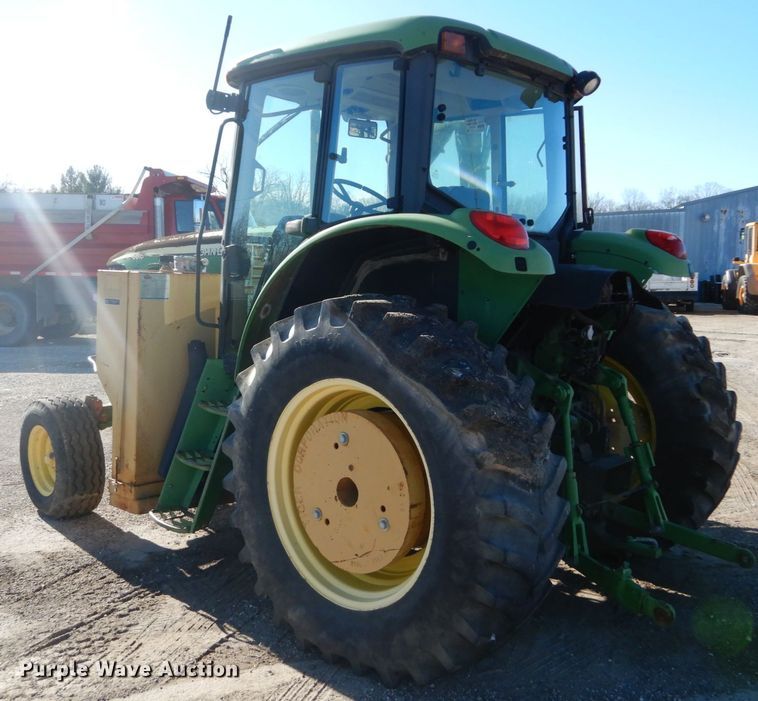 image for item GC9432 2004 John Deere 6615 tractor