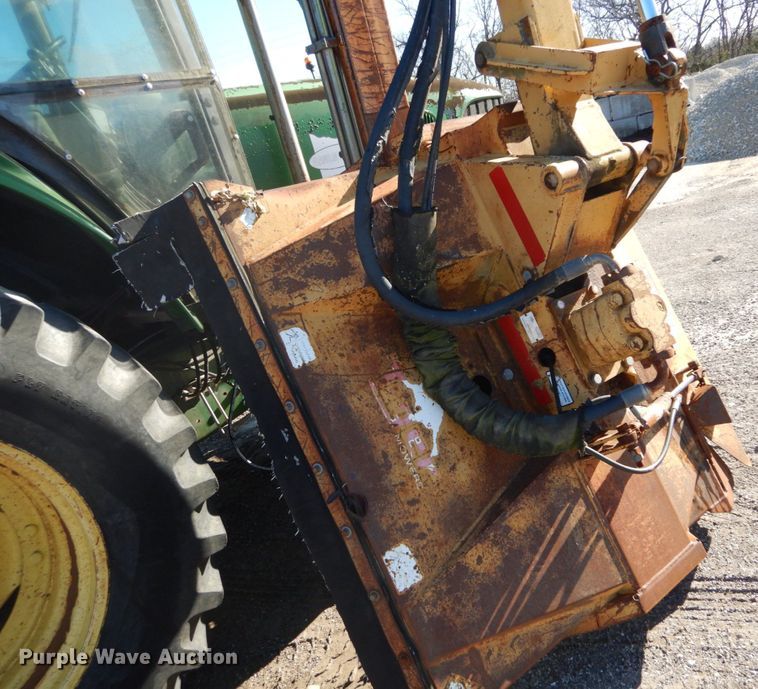 image for item GC9432 2004 John Deere 6615 tractor