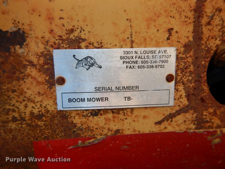 image for item GC9432 2004 John Deere 6615 tractor