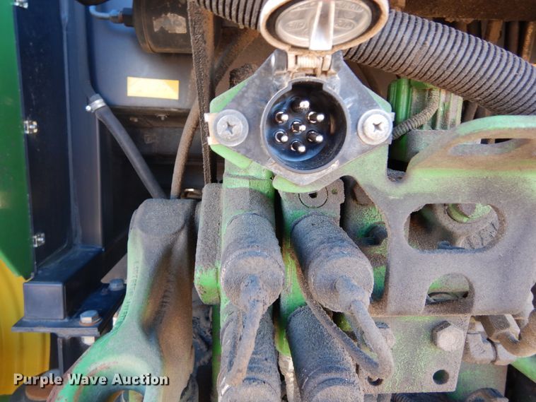 image for item GC9432 2004 John Deere 6615 tractor