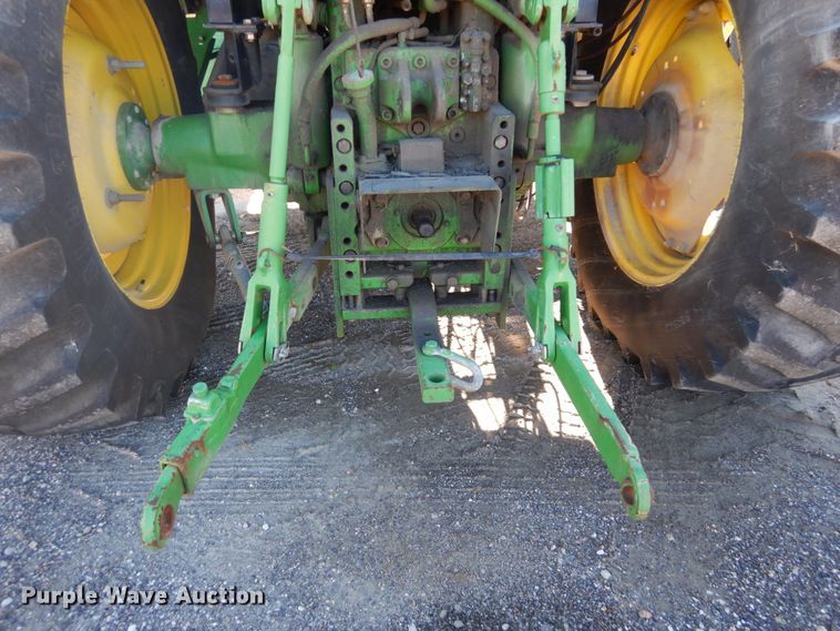 image for item GC9432 2004 John Deere 6615 tractor