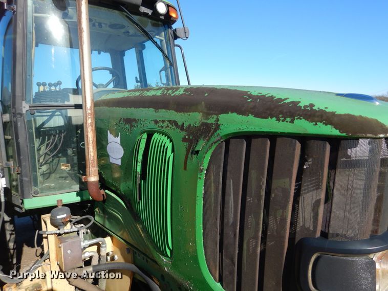 image for item GC9432 2004 John Deere 6615 tractor