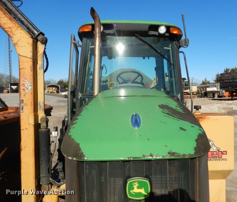 image for item GC9432 2004 John Deere 6615 tractor