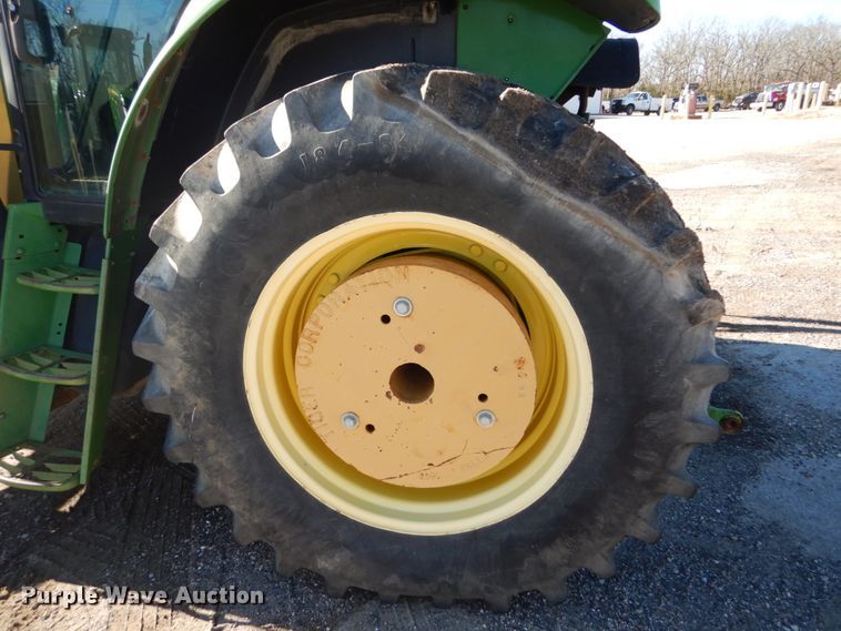 image for item GC9432 2004 John Deere 6615 tractor