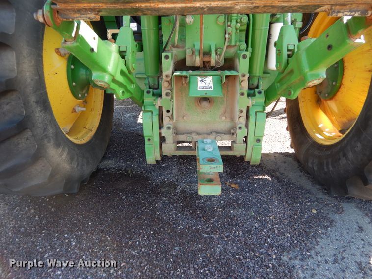 image for item GC9433 2000 John Deere 7210 tractor