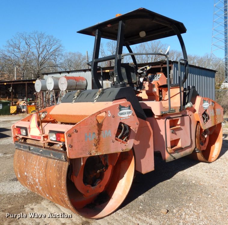 image for item GC9441 Hamm HD70 double drum vibratory roller