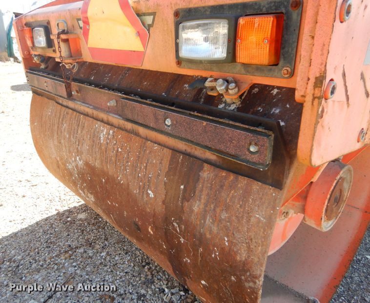 image for item GC9441 Hamm HD70 double drum vibratory roller