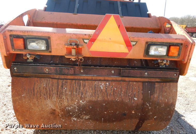 image for item GC9441 Hamm HD70 double drum vibratory roller