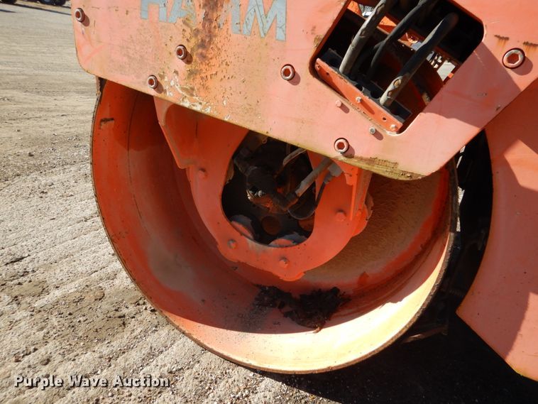 image for item GC9441 Hamm HD70 double drum vibratory roller